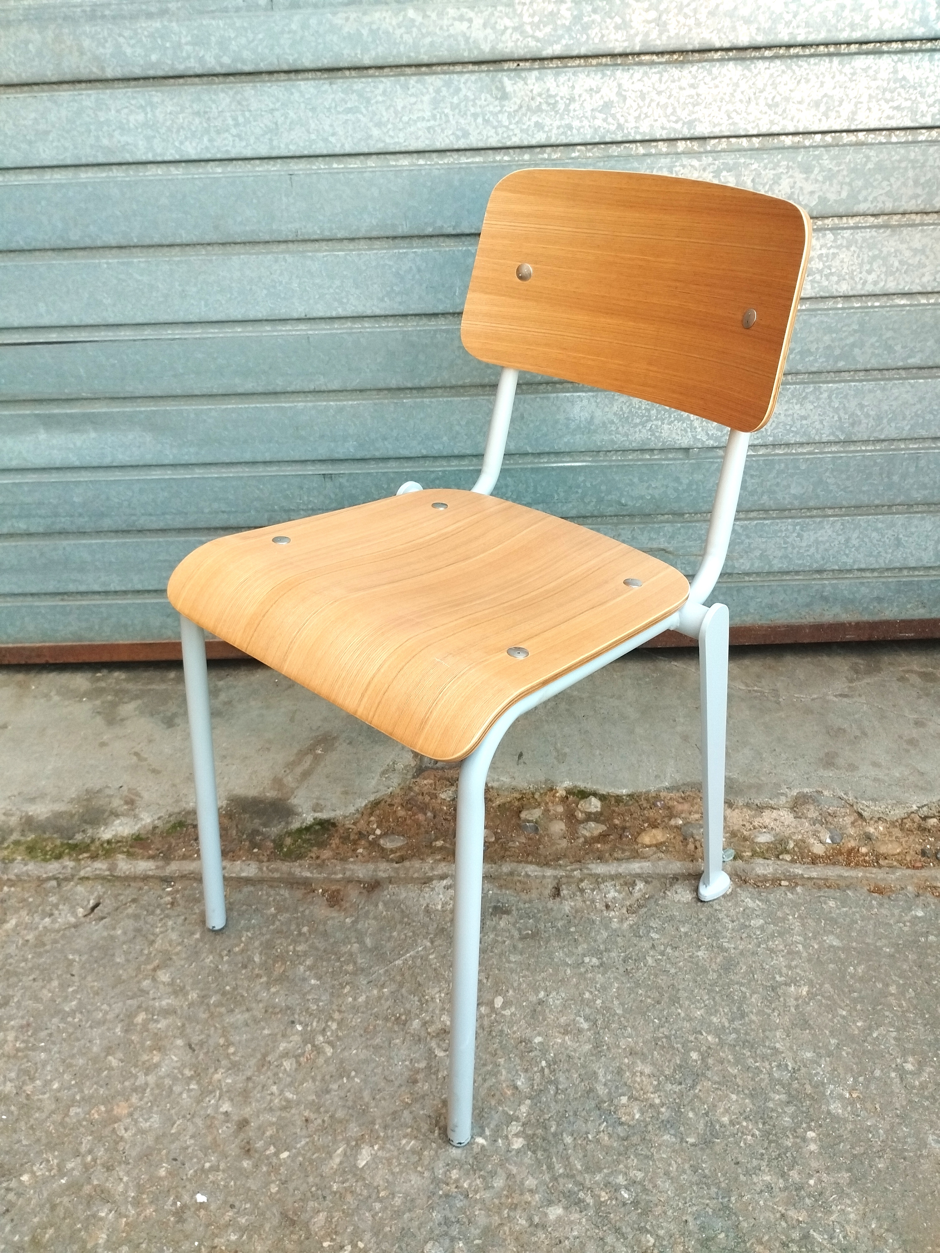 silla industrial mio metal madera 46.5-76x39x54 20u